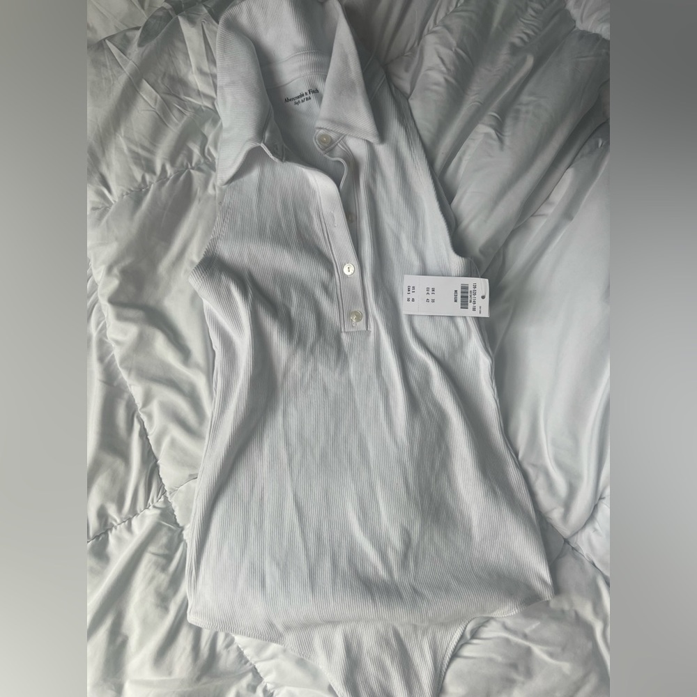 New with tags white collared body suit Abercrombie size medium